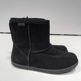 Minnetonka Women's Black Suede Boots Size 7