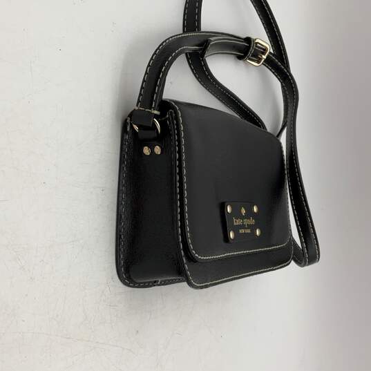 Kate Spade Womens Black Adjustable Strap Flap Mini Crossbody Bag Purse image number 2