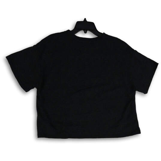 NWT Womens Black Crew Neck Short Sleeve Cropped T-Shirt Size Large image number 2