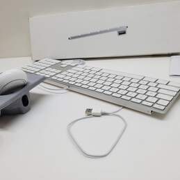 Bundle Apple *UNTESTED P/R* Mouse(MB112LL/B) + Keyboard(MB110L/B) alternative image