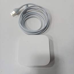 Apple AirPort Express Base Station MC414LL/A In Box alternative image