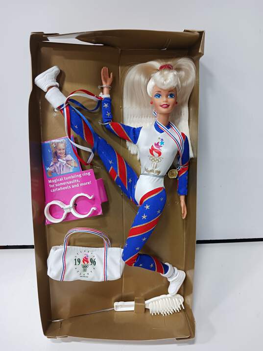 Olympic Gymnast Barbie Doll Playset IOB image number 3