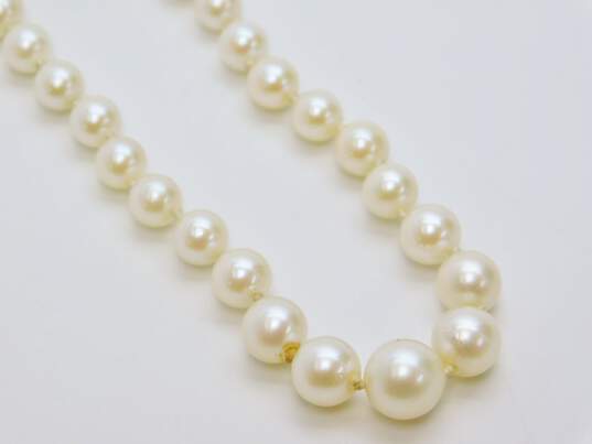Vintage 14K White Gold Clasp Graduated Faux Pearls Necklace 13.9g image number 2