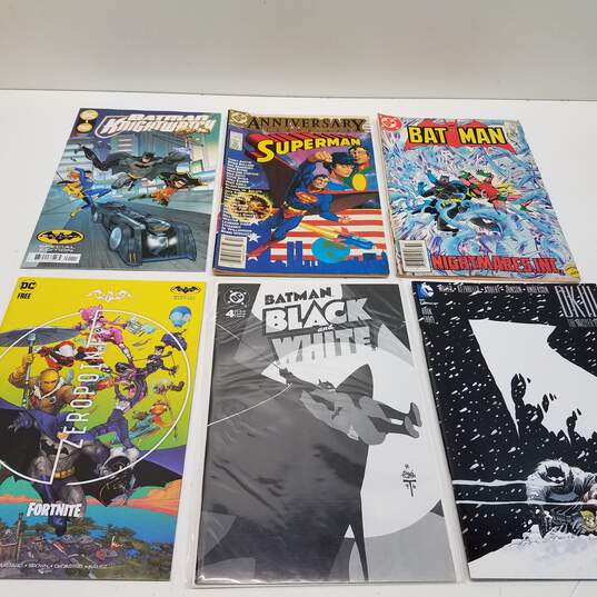 DC Comic Books Misc. Box Lot image number 5