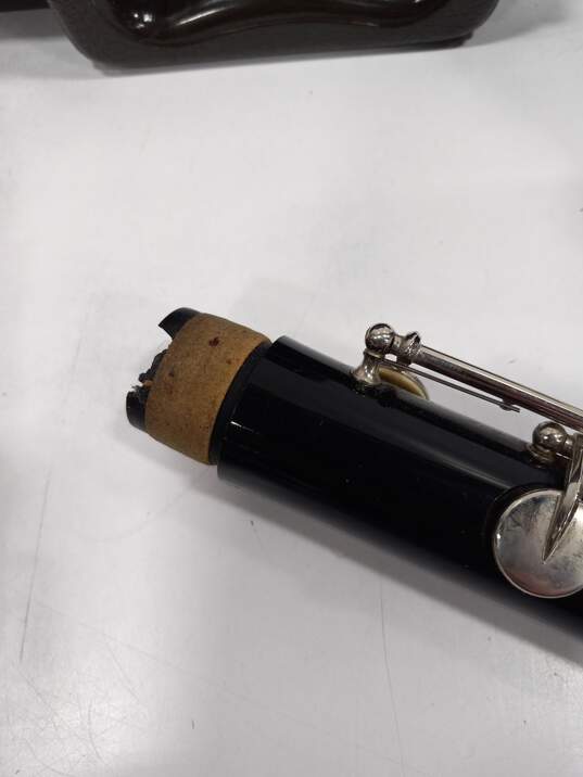 Vintage Selmer Bundy Clarinet in Case image number 3