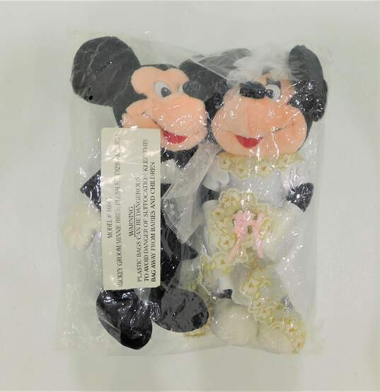 Vintage Disney Plush Mickey Mouse & Minnie Wedding Set Bride & Groom image number 3
