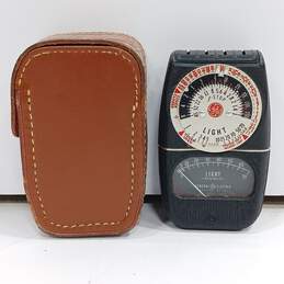 Vintage GE Exposure Meter Type DW-68 in Leather Case