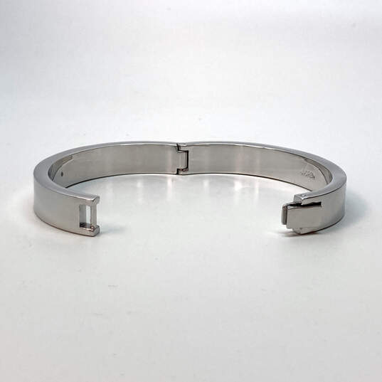 Designer J. Crew Silver-Tone Round Shaped Hinged Thick Bangle Bracelet image number 3