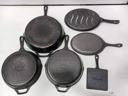 Bundle of Assorted Cast Iron Pans alternative image