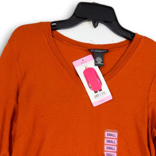 NWT Womens Orange Regular Fit Long Sleeve V-Neck Pullover T- Shirt Size S image number 3