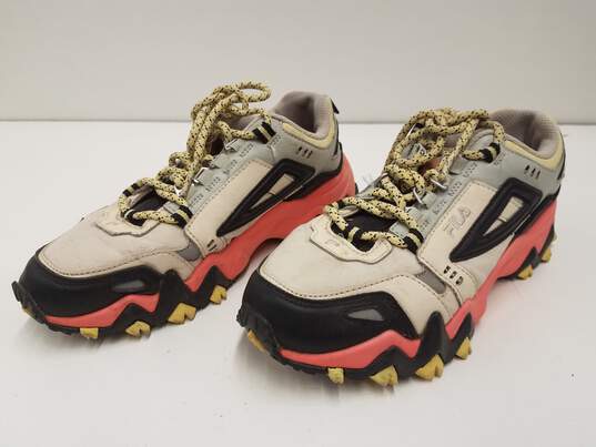 Fila Women's Oakmont Trail Coral Hiking Shoes Sz. 7 image number 1