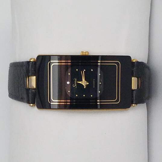Sonic Black & Gold Tone Geometric Curved Case Vintage Quartz Watch image number 2