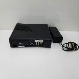 Xbox 360 S 4GB Console alternative image