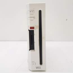 Nintendo Wii Console W/ Accessories alternative image