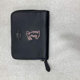 Womens F39319 Black Embroidered Bunny Coin Pocket Leather Zip Around Wallet