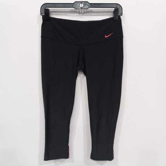 Women’s Nike Dri-Fit Cropped Athletic Leggings Sz S image number 1