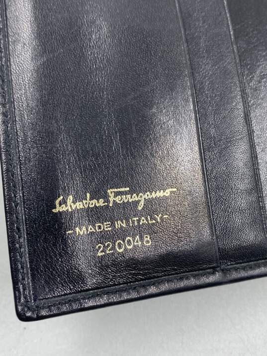 Authentic Salvatore Ferragamo Gancini Black Compact Wallet image number 5