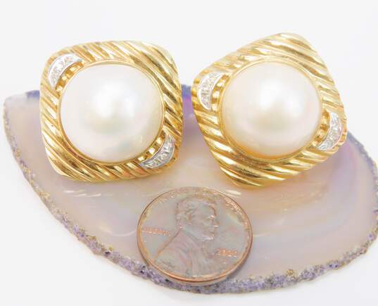 14K Yellow Gold 0.06 CTTW Diamond Mabe Pearl Omega Back Earrings 16.4g image number 4