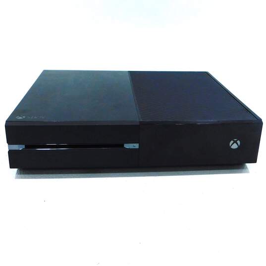 Microsoft XBOX ONE Console Lot image number 2
