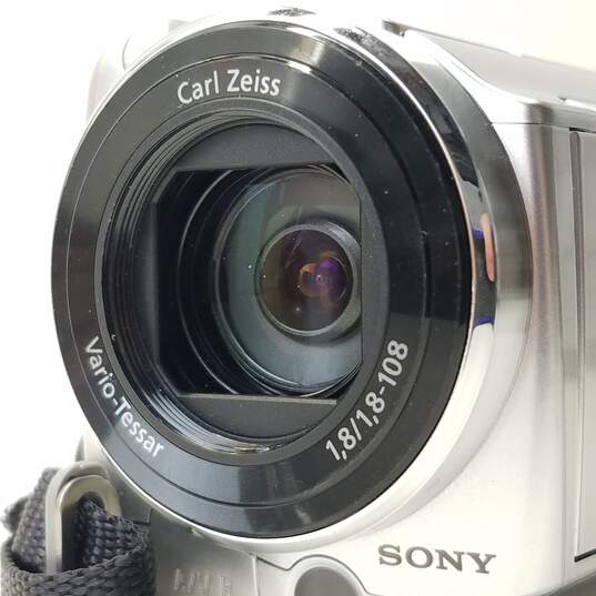 Sony Handycam DCR-SR68 80GB Hard Disk Drive Camcorder image number 3
