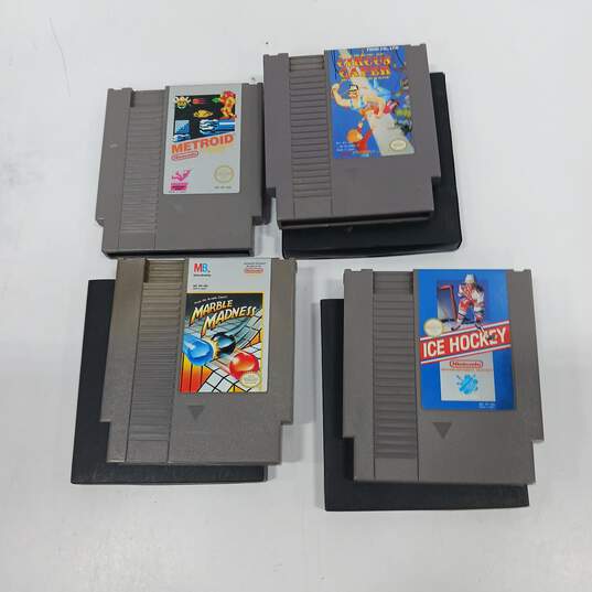 Lot of Assorted Nintendo Entertainment System NES Video Games image number 1