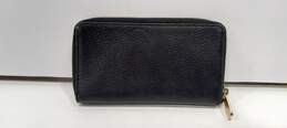 Michael Kors Women's Black Leather Wallet alternative image