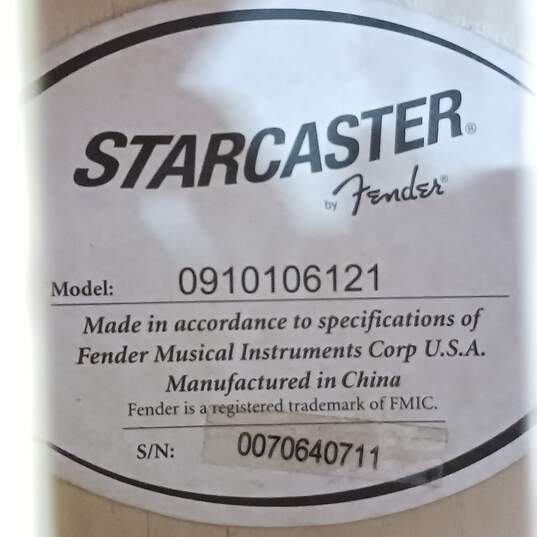 Starcaster Model 0910104121 Beige/Black Acoustic Guitar image number 5