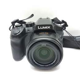 Panasonic Lumix DMC-FZ300 Digital Camera & Leica 25-600mm f/2.8 Lens alternative image