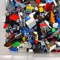 9.3lb Bulk of Assorted Lego Building Blocks and Pieces image number 4