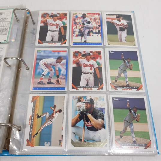 7 Pound Bundle of Sports Trading Cards w/Binders image number 4