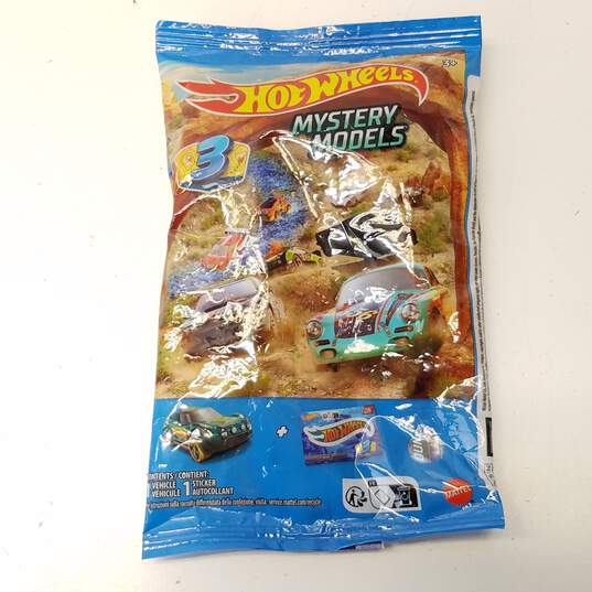 Lot of 6 Mattel Hot Wheels Mystery Models-Sealed image number 4