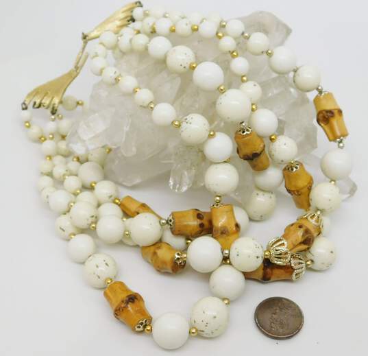 VNTG Mid Century Japan Bamboo & Speckled Bead Multi Strand Necklace image number 3