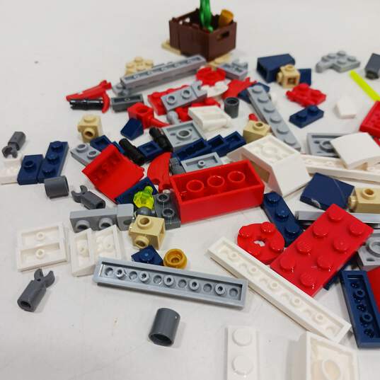 Lego Creator Assembly Kit 31088 image number 3