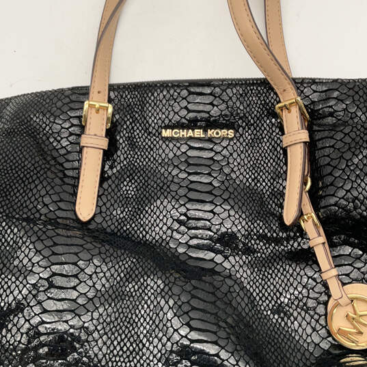 Womens Black Animal Print Leather Inner Pockets Bottom Studs Shiny Tote Bag image number 5