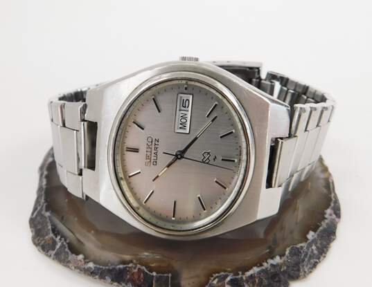 Buy the VNTG Seiko Quartz 4336-5020 Day/Date Indicator Stainless Steel  Watch | GoodwillFinds