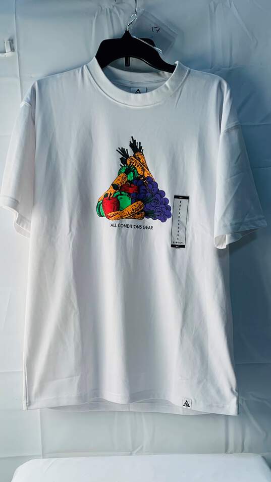 White Fruit Of the Loom Casual T -Shirt Size: Small image number 1