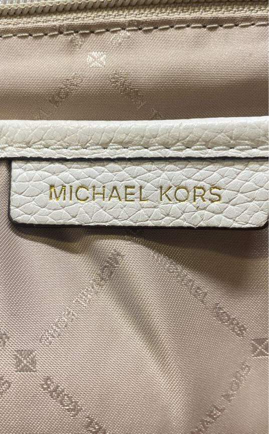 Michael Kors Pebble Leather Erin Small Backpack Vanilla image number 5