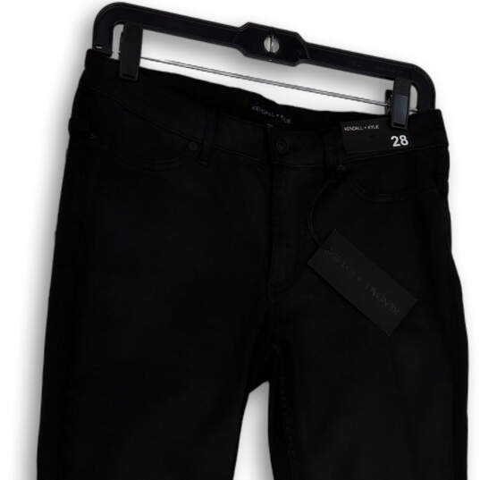 NWT Womens Black Denim Dark Wash Stretch Pockets Skinny Leg Jeans Size 28 image number 3
