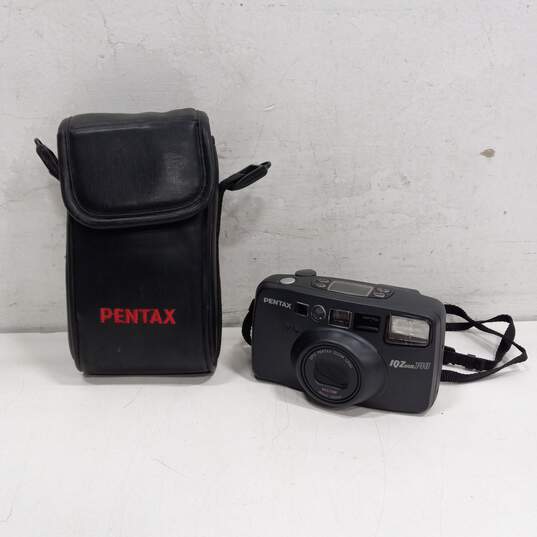 Black Pentax Iqzoom 140 35mm Film Camera w/ Case image number 1