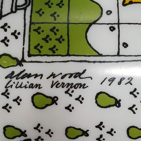 Vintage Lillian Vernon Alan Wood White Glass Cow Milk Bottles