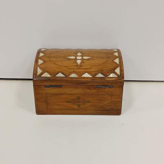 Handcrafted Wood & Mother of Pearl Trinket / Storage Box image number 4