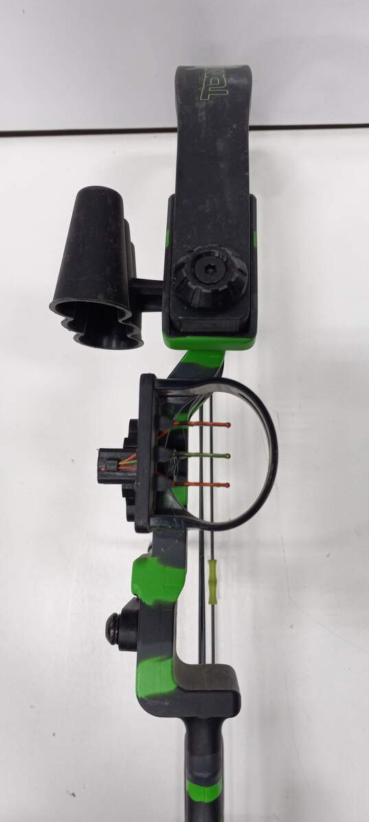 Barnett Compound Bow image number 5