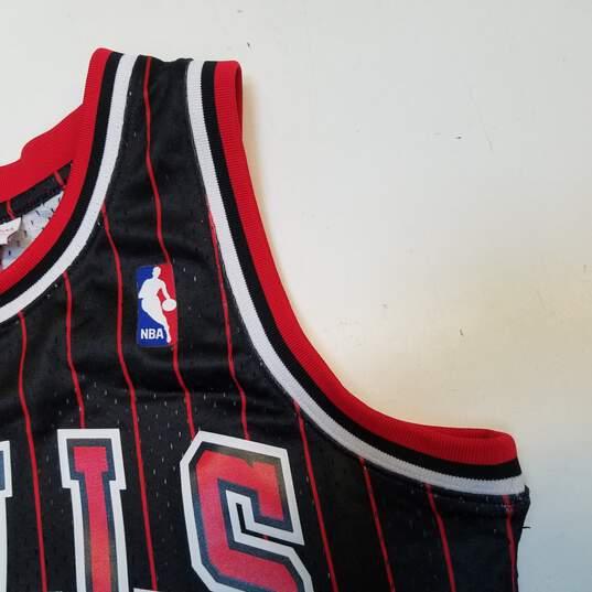  NBA All Stars Scottie Pippen 1996 Swingman Jersey S : Clothing,  Shoes & Jewelry