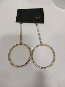 Bundle of Gold-Tone Costume Jewelry alternative image