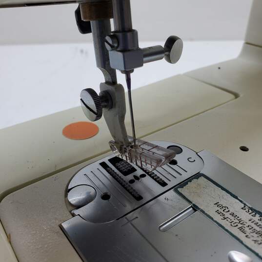 Vintage Singer Sewing Machine Model 5910 image number 3