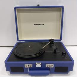 Crosley Portable Blue Turntable Model CR8005C-PR alternative image