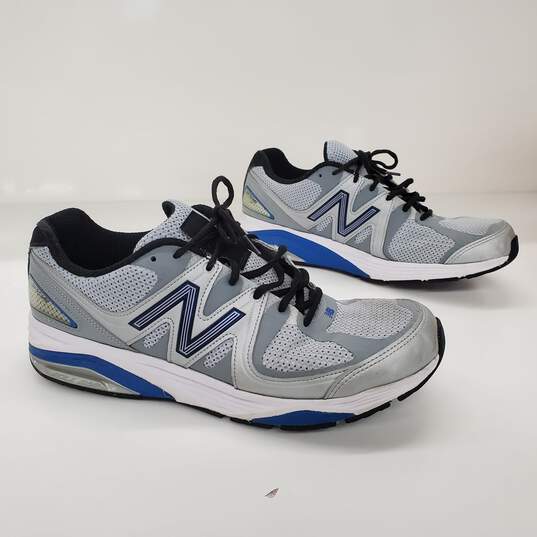 New Balance Gray Running Shoes Men's Size 10D image number 2
