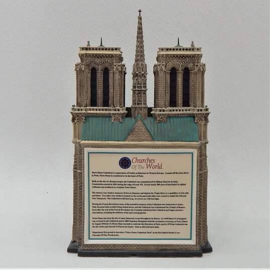 Dept 56 Notre Dame Cathedral Paris Churches of The World IOB image number 4