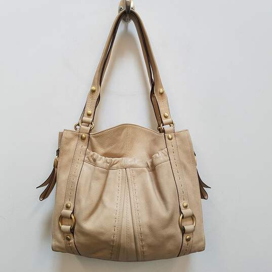 B. Makowsky Leather Shoulder Bag Beige image number 1
