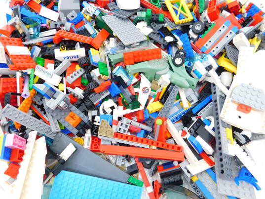 6.0 LBS Mixed LEGO Bulk Box image number 2